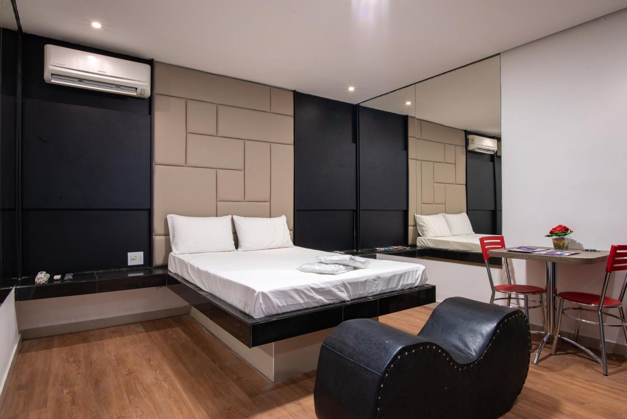 Fantasy 1 Hotel 2*